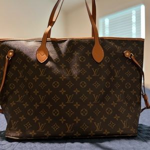 Tote Handbag with dust cover